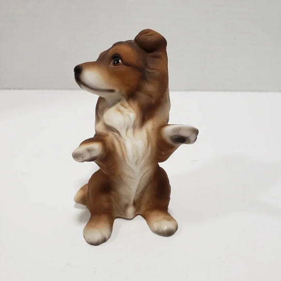 Vintage Lot of 2 Ceramic  Dog Figurines. - Picture 2 of 15